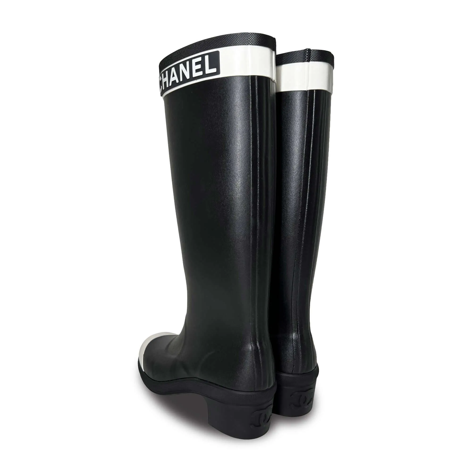 Chanel logo white cap black Designer rain boots